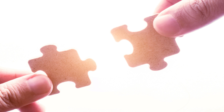 非常差異品牌定位：左手品牌，右手堅(jiān)持！