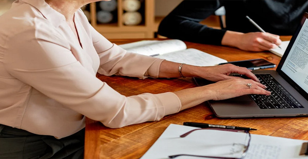 公司品牌戰(zhàn)略怎么規(guī)劃？制定考慮哪些內(nèi)容？