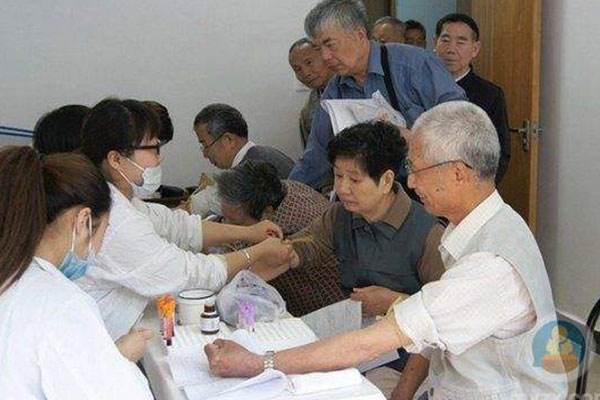 ����һ�w�C(j��)���]�׿��B(y��ng)θʳ��