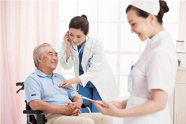 ����һ�w�C(j��)�w�zϵ�y(t��ng)�ӿ������O(sh��)Ӌ(j��)�c��(y��ng)��